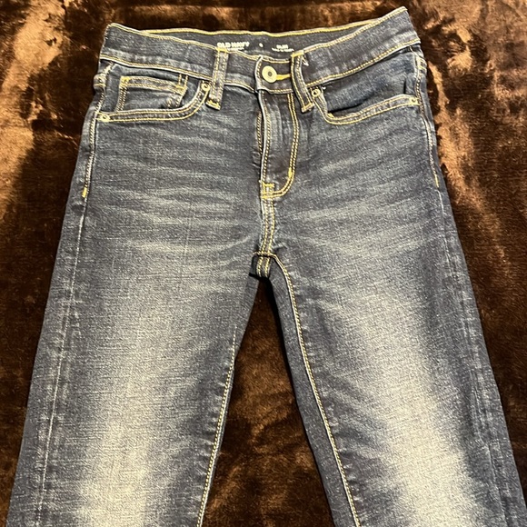 Old navy size 8 slim jeans - Picture 2 of 4